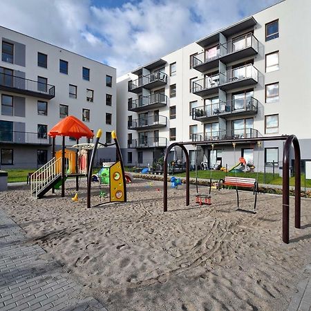 Apartament Oliwka Z Prywatnym Miejscem Postojowym Колобжег Экстерьер фото
