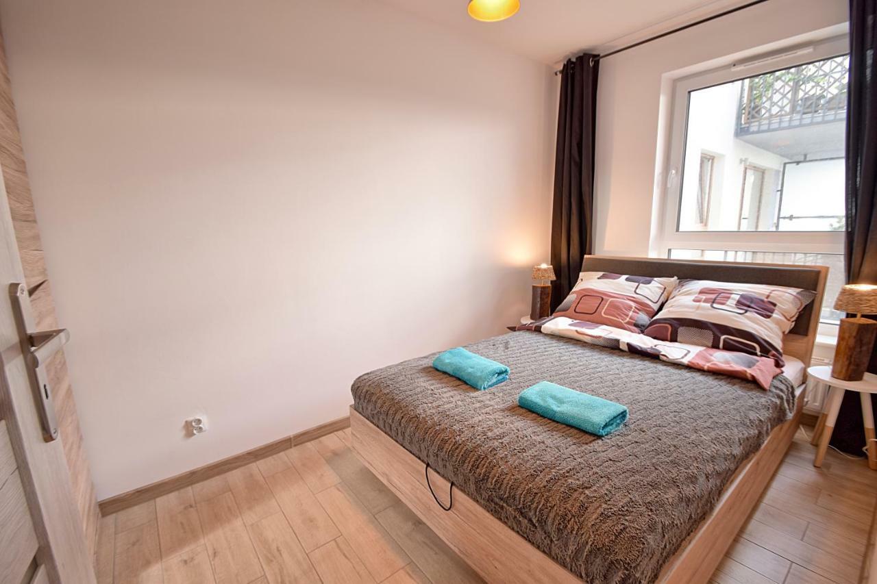 Apartament Oliwka Z Prywatnym Miejscem Postojowym Колобжег Экстерьер фото