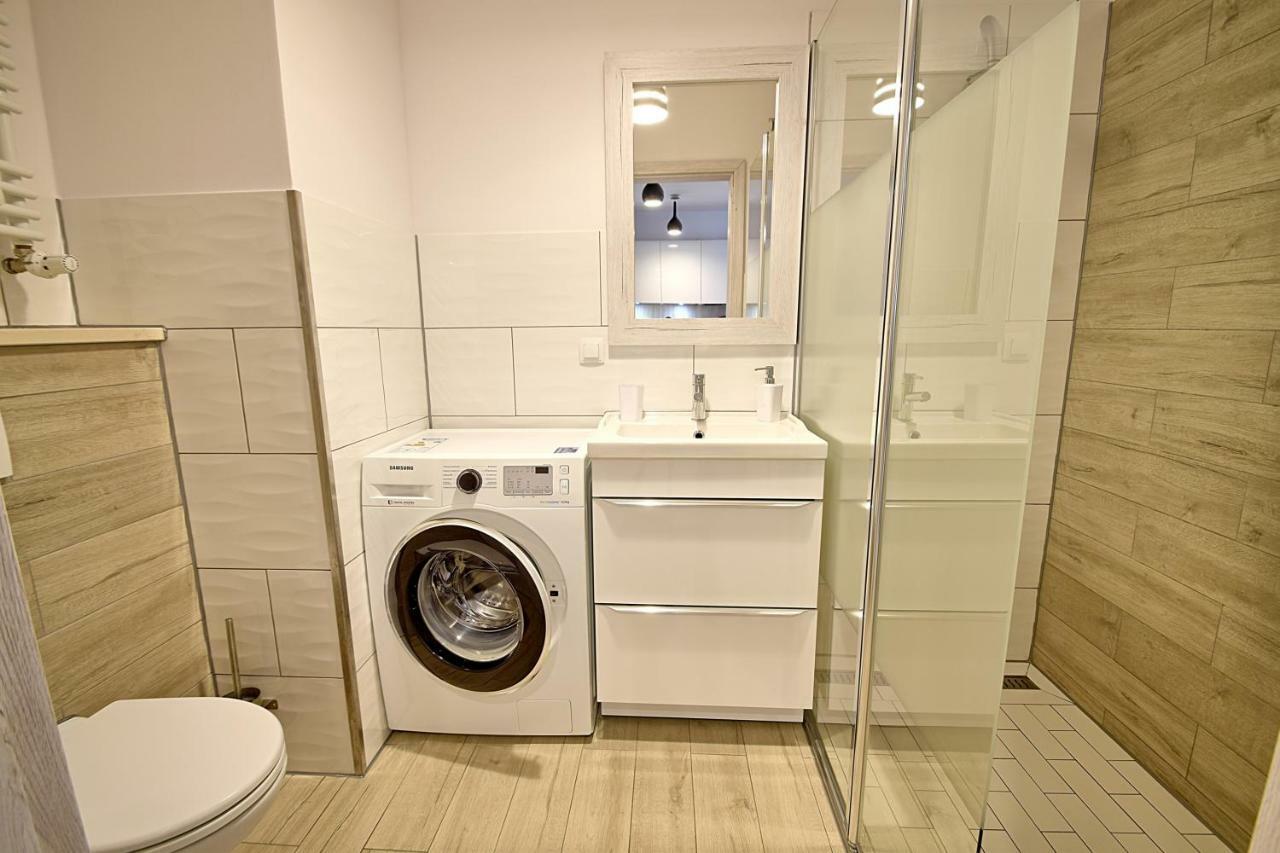 Apartament Oliwka Z Prywatnym Miejscem Postojowym Колобжег Экстерьер фото